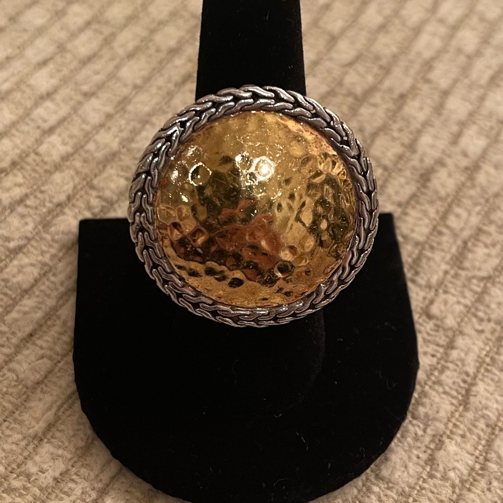 John Hardy 925 SS and 18 K hammered gold Palu ring
